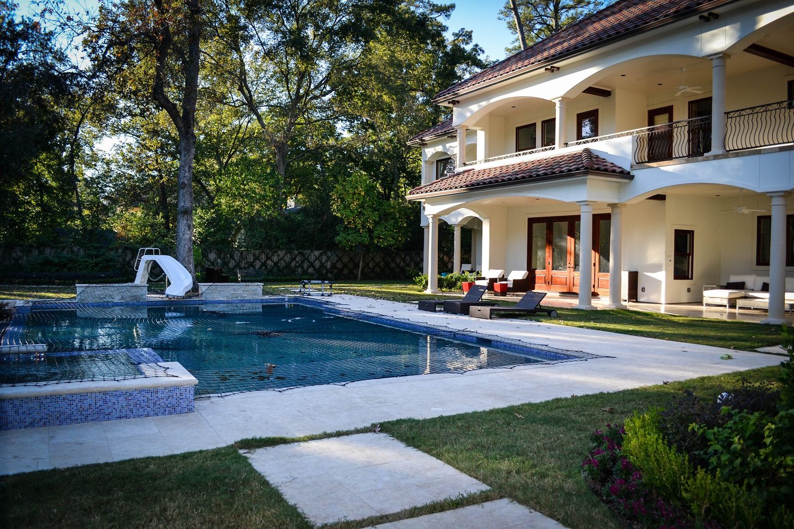 9023 Chatsworth Dr — view 6